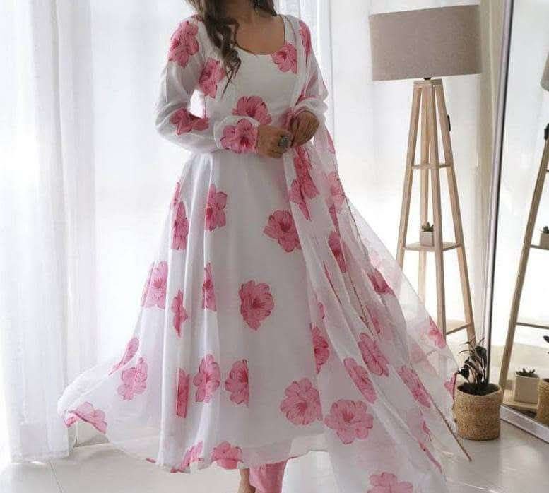 2025080105415999175-isha-appupnext.jpg